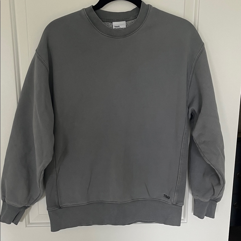 Womans TNA Crewneck Sweatshirt in Slate Gray